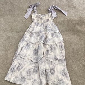 Jacqui E Elegant Cream and Gray Blouse